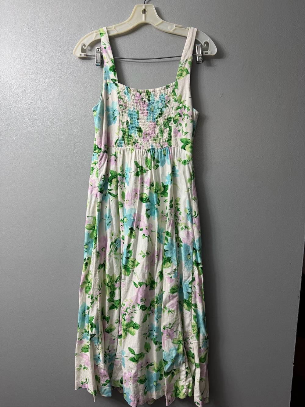 Old Navy Fit & Flare Linen-Blend Midi Dress white base with a green, blue, small - Picture 5 of 8